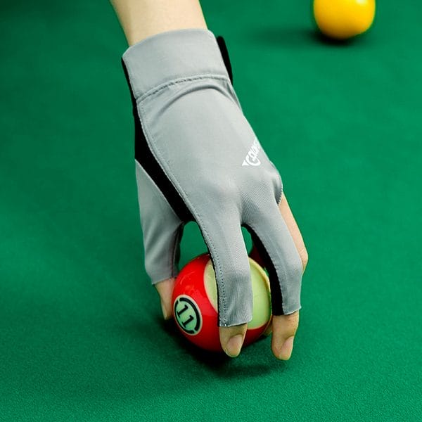 Quick-Dry Breathable Billiard Pool Gloves - Image 4