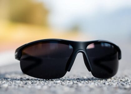 interchangeable cycling sunglasses with photochromic lenses